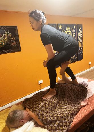 thai massage